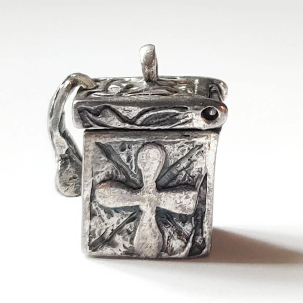 925 Silver Signed VTG Pendant Religious Prayer Box